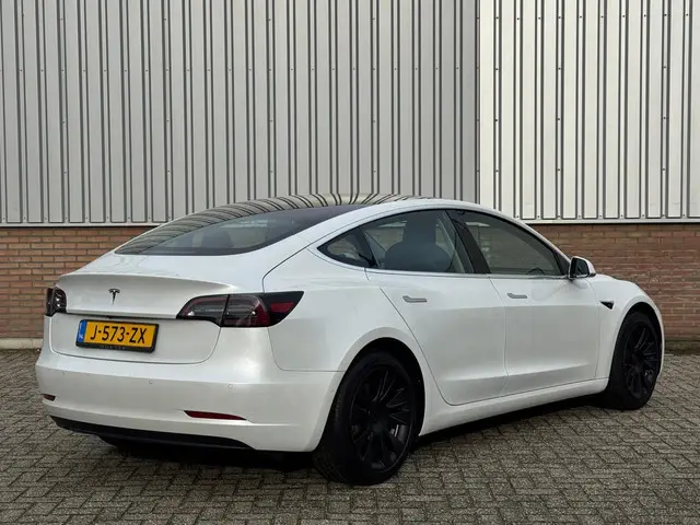 Tesla Model 3 Standard RWD Plus 89% SoH 2020 Elektrisch 6