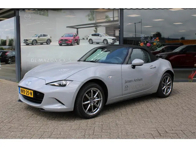 Mazda MX-5 1.5 SkyActiv-G 132 Exclusive-Line 2025 Benzine 2