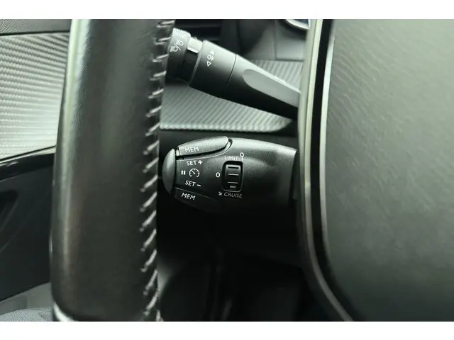 Peugeot e-208 EV Active Pack 50 kWh 2021 Elektrisch 27