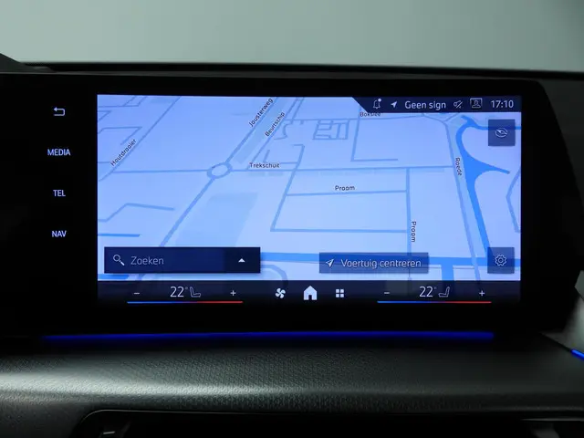 BMW X1 sDrive18i 2025 Benzine 23