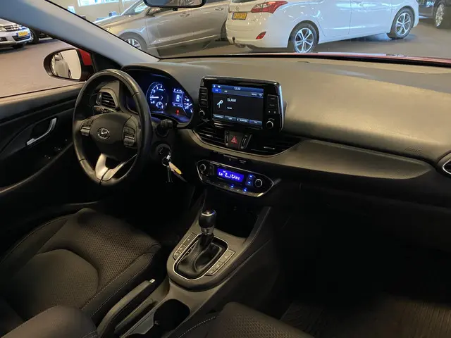 Hyundai i30 1.4 T-GDI Premium 2020 Benzine 14