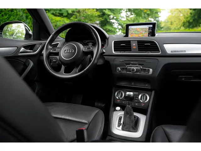 Audi Q3 2.0 TFSI quattro 2015 Benzine 10