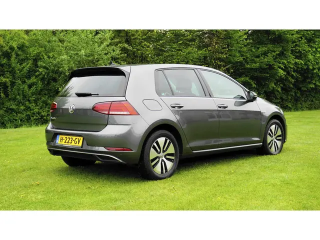 Volkswagen e-Golf E-DITION Warmtepomp 2020 Elektrisch 2
