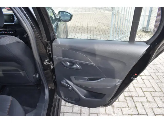 Peugeot e-208 EV Active 50 kWh 2020 Elektrisch 21