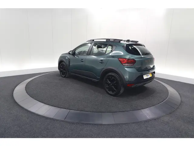 Dacia Sandero Stepway TCe 90 Extreme 2024 Benzine 12