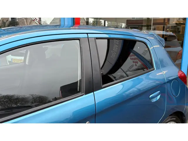 Mitsubishi Space Star 1.2 Intense+ 2013 Benzine 15