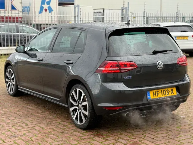 Volkswagen Golf 1.4 TSI GTE 2015 Hybride Benzine 5
