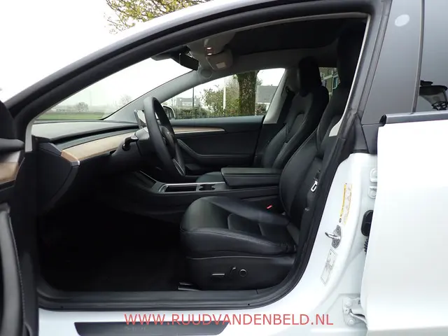 Tesla Model 3 SR+ 60kWh 2021 Elektrisch 8