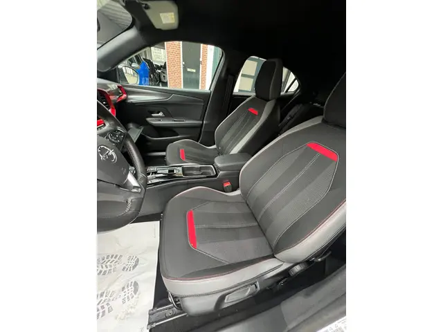 Opel Mokka 1.2 Turbo GS Line-automaat 2022 Benzine 21