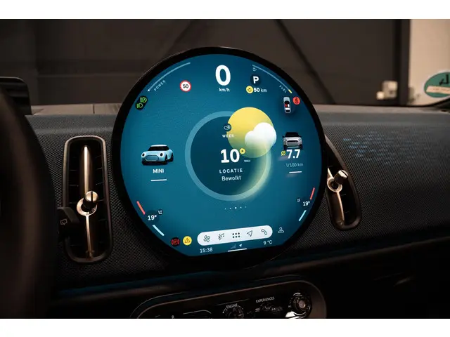 MINI Countryman 1.5 C Favoured M 2024 Benzine 32