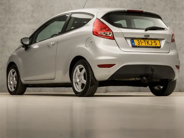 Ford Fiesta 1.4 Titanium 2012 Benzine 3