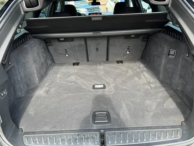 BMW 5 Serie Touring 525d High Executive 2018 Diesel 28