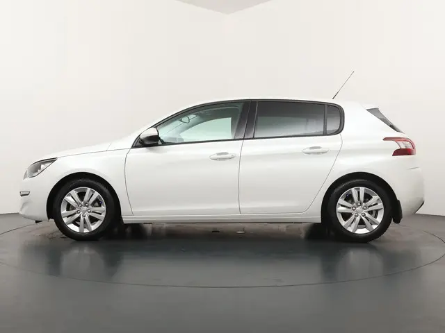 Peugeot 308 2