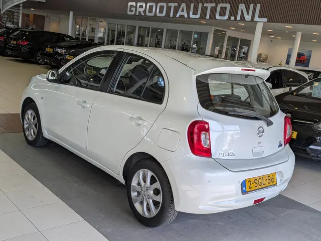 Nissan Micra 1.2 DIG-S Tekna 2013 Benzine 3