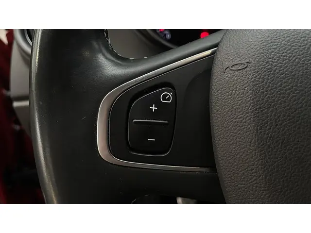 Renault Captur 0.9 TCe Bose 2019 Benzine 14