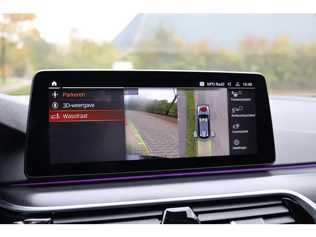 BMW 5 Serie Touring 530i High Executive 2023 Benzine 43