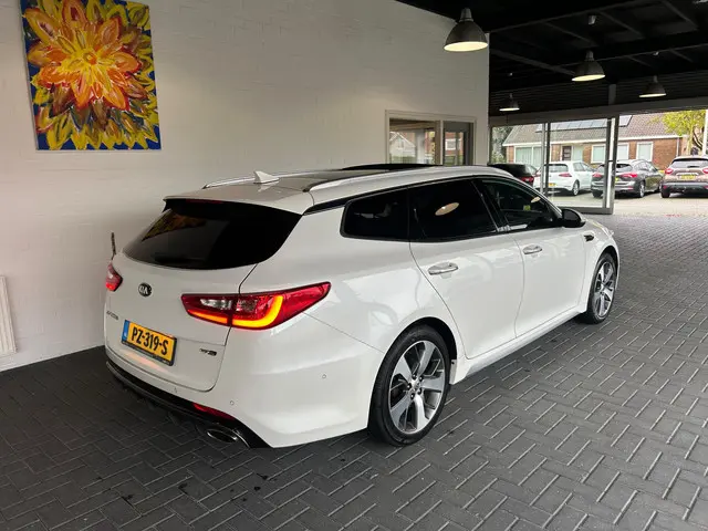 Kia Optima Sportswagon 1.7 CRDi GT-Line 2017 Diesel 2