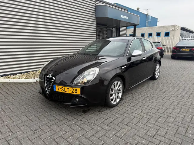 Alfa Romeo Giulietta 1.4 T Distinctive 2013 Benzine