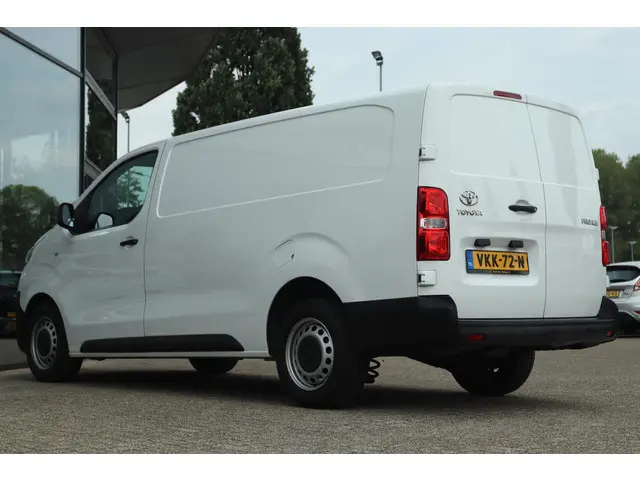 Toyota ProAce WORKER 2.0 D-4D NAVIGATOR LONG 2021 Diesel 8