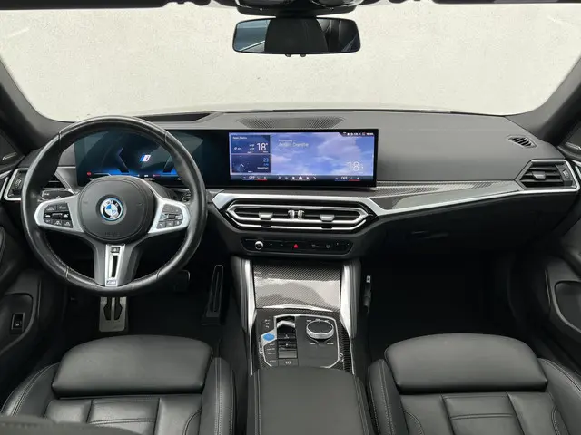 BMW i4 2