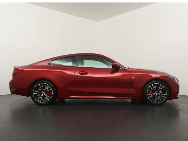BMW 4 Serie Coupé 430i xDrive 2025 Benzine 8