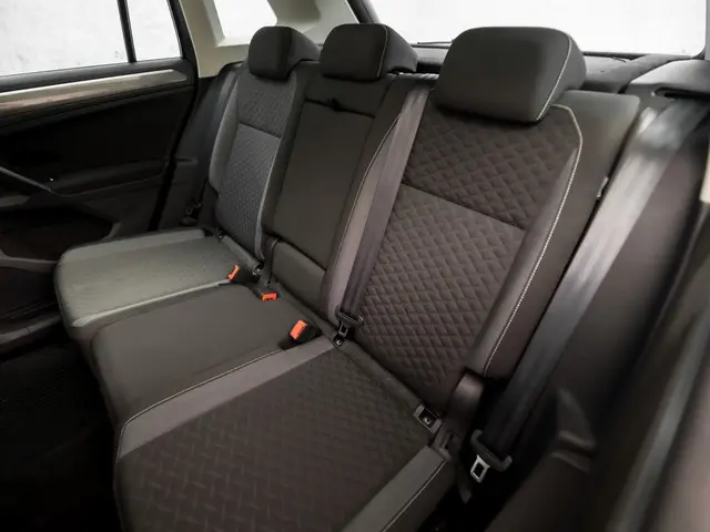 Volkswagen Tiguan 2.0 TSI 4Motion Highline 2019 Benzine 17