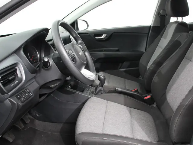 Kia Stonic 1.0 T-GDi 100pk ComfortLine 2021 Benzine 24