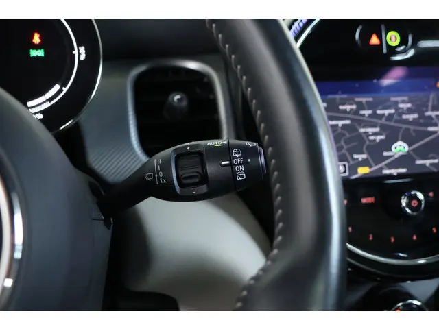 MINI Electric Mini MINI Yours 33 kWh 2022 Elektrisch 22