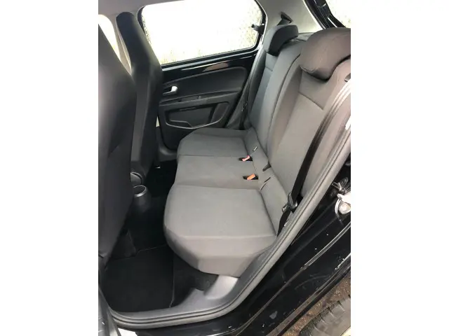 Volkswagen up! 1.0 BMT move up! 2019 Benzine 11