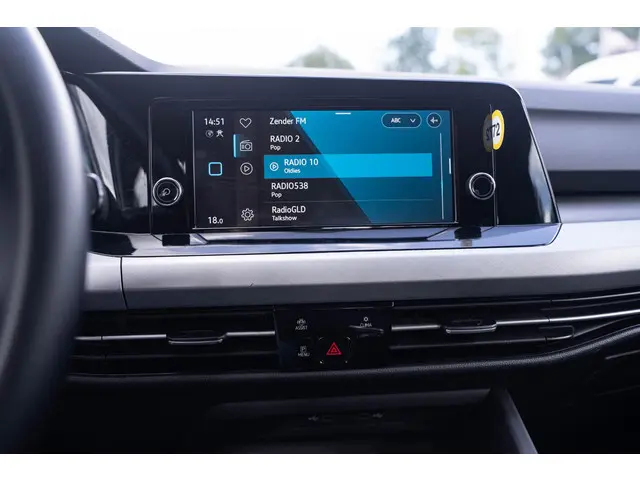 Volkswagen Golf 1.0 TSI Life 2020 Benzine 43