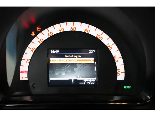 Smart Fortwo cabrio EQ Comfort 18 kWh 2021 Elektrisch 2