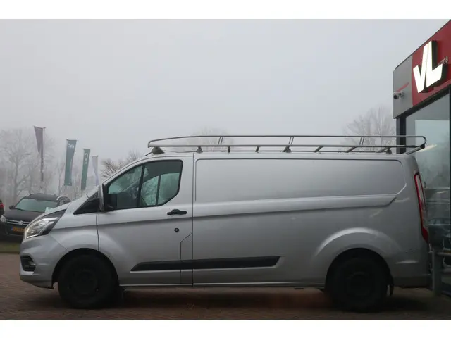 Ford Transit Custom 320 2.0 TDCI L2H1 Limited 2019 Diesel 6