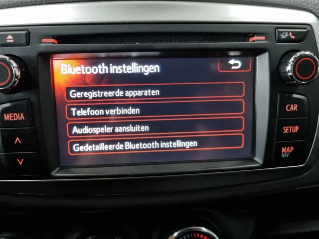 Toyota Yaris 1.3 VVT-i Style / Trekhaak / Airco 2013 Benzine 43