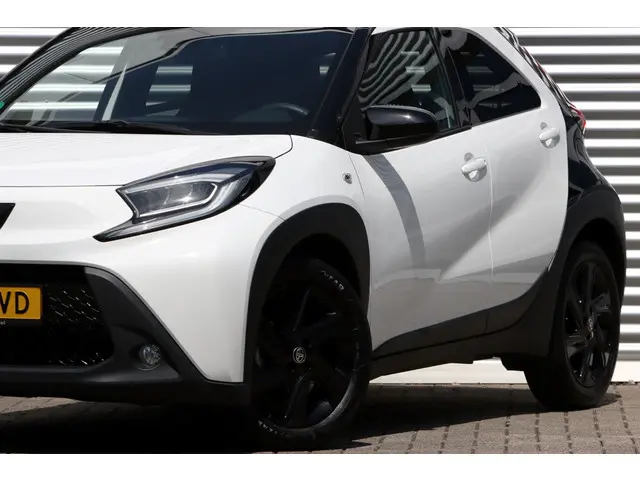 Toyota Aygo X 1.0 VVT-i S-CVT Pulse Automaat 2023 Benzine