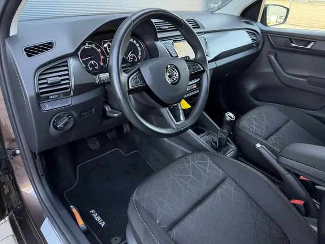 Škoda Fabia Combi 1.0 TSI Clever 2018 Benzine 6