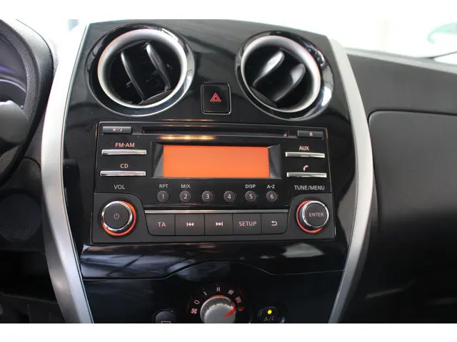 Nissan Note 1.2 Acenta 2014 Benzine 12