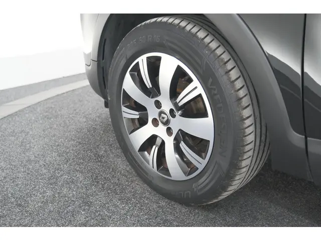 Renault Captur TCe 90 Limited 2018 Benzine 18