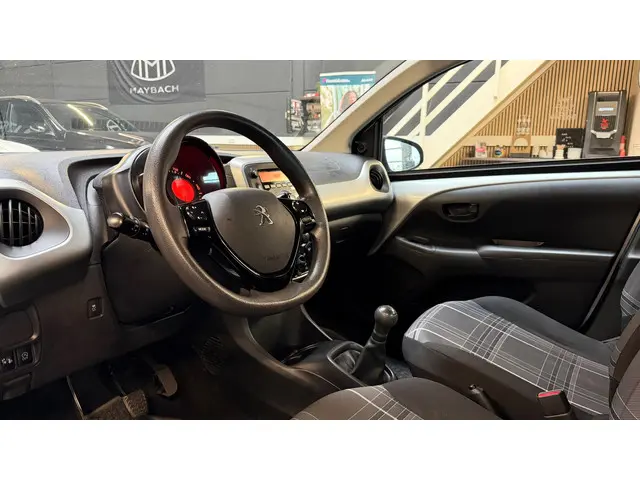 Peugeot 108 1.0 e-VTi Active 2017 Benzine 9