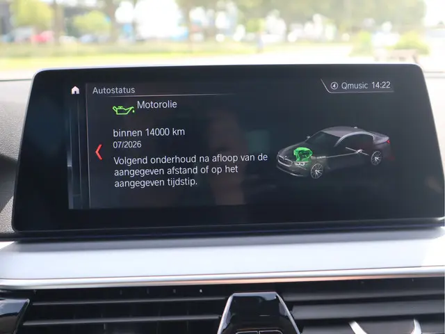 BMW 5 Serie 520i Executive 2018 Benzine 25