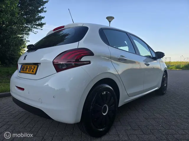 Peugeot 208 1.2 PureTech Allure Nieuwe APK 2019 Benzine 5