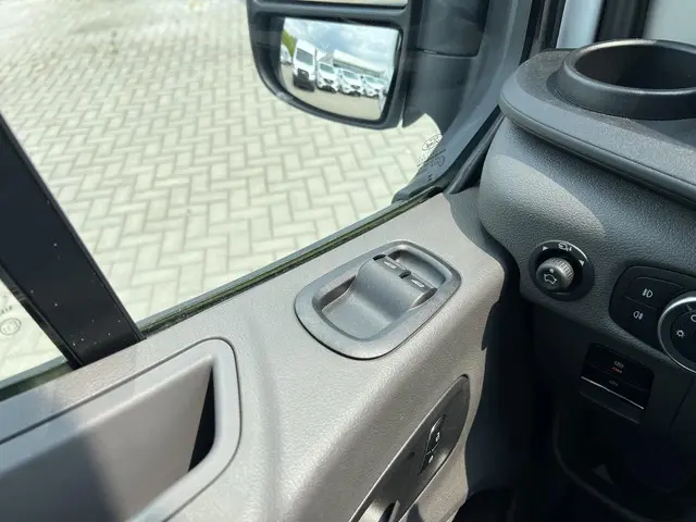 Ford E-Transit 350 L2H2 Trend 68 kWh 2023 Elektrisch 19