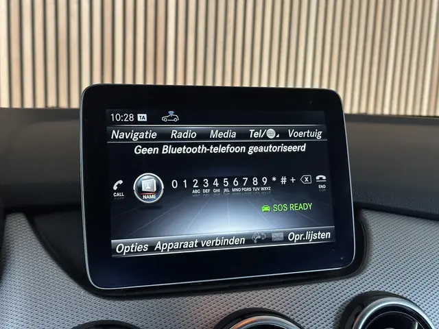 Mercedes-Benz B-Klasse 180 AMG-Pakket 2017 Benzine 24