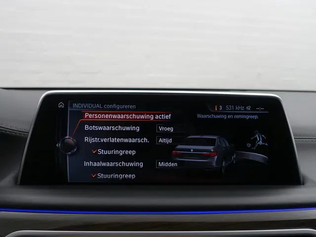 BMW 7 Serie 730d xDrive M Individual Aut- 2017 Diesel 11