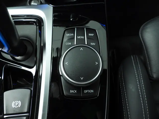 BMW iX3 High Executive 80 kWh 2021 Elektrisch 31