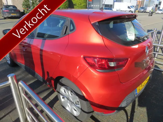 Renault Clio 0.9 TCe Expression 2014 Benzine 9