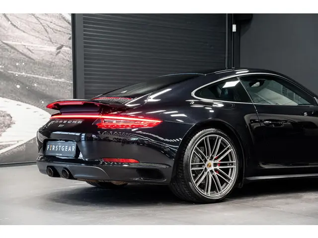 Porsche 911 3.0 Carrera 4S 2016 Benzine 26