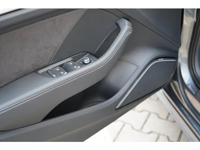 Audi S3 2.0 TFSI S3 quattro 2017 Benzine 28