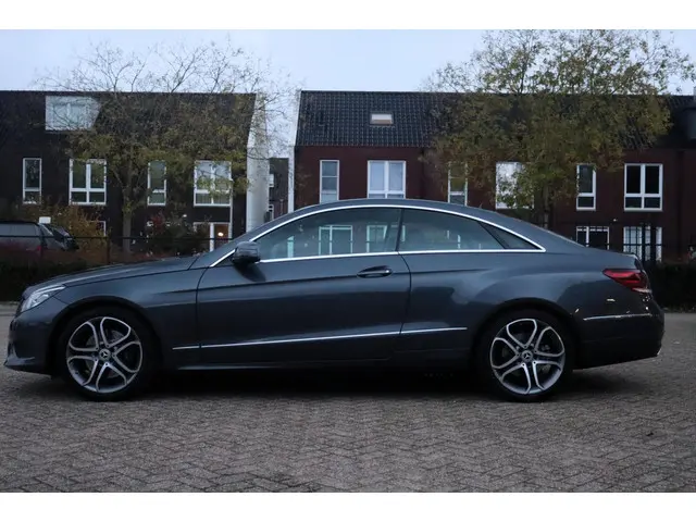 Mercedes-Benz E-Klasse Coupé 200 Ambition 2014 Benzine 4