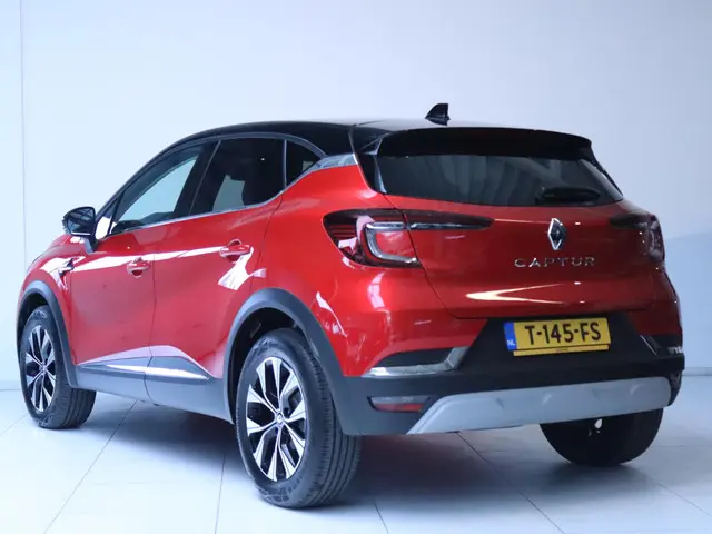 Renault Captur 1.3 TCe 140 Techno 2023 Benzine 6
