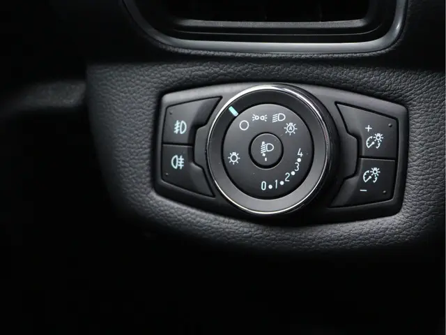 Ford B-MAX 1.0 EcoBoost Titanium 2018 Benzine 27